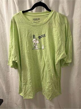 Peanuts Snoopy 'Boo!' Graphic Tee - Light Green